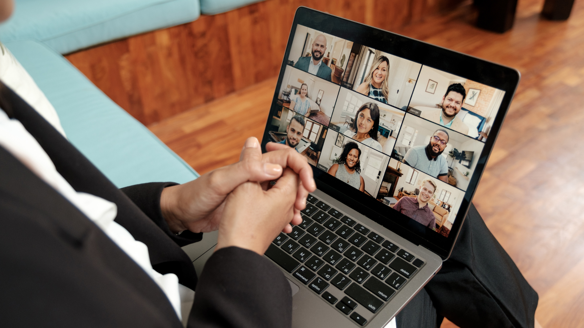 You are currently viewing Insurance Agent Training: The Price Group’s Approach vs Traditional Methods